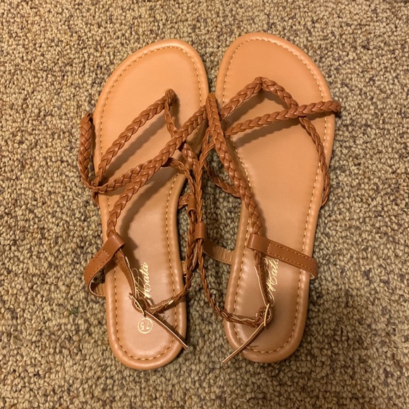 Mata Shoes Shoes - Brand new Mata Brown 7.5 Fashion Sandal